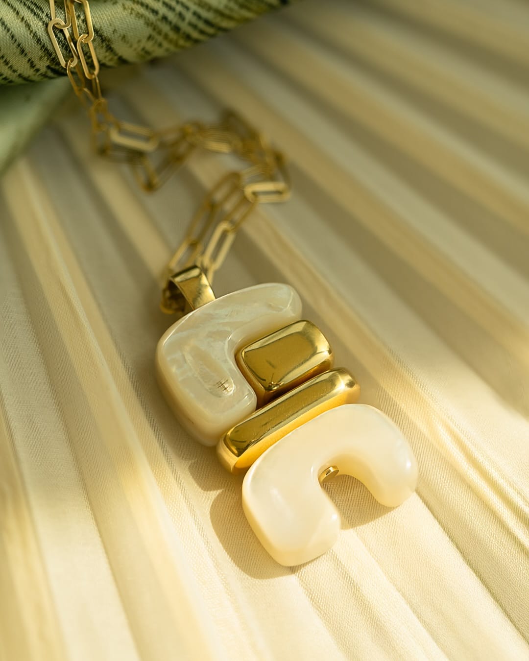 Flowing through our secret garden... #AUBADEJEWELRY