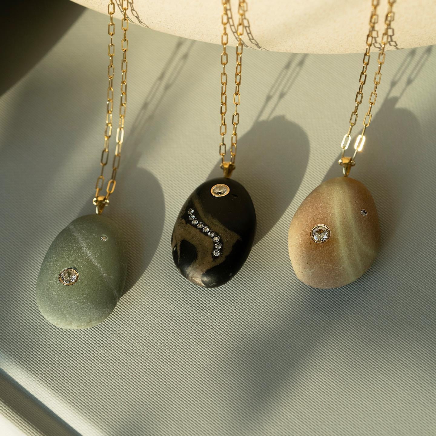 EARTH TONES: Discover our newest diamond encrusted pebbles by CVC Stones, in beautiful earth tones. 

Tap the link in bio to shop at #AUBADEJEWELRY.