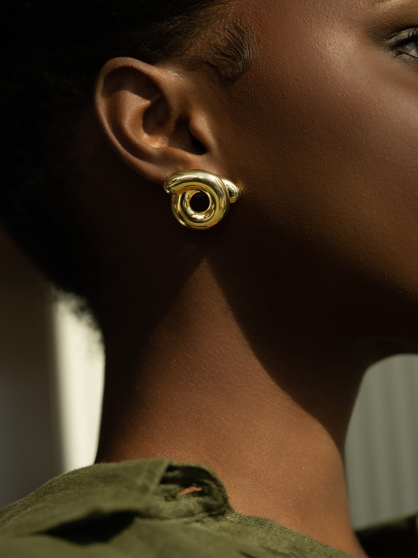 When the jewelry makes the outfit. ✨ #AUBADEJEWELRY