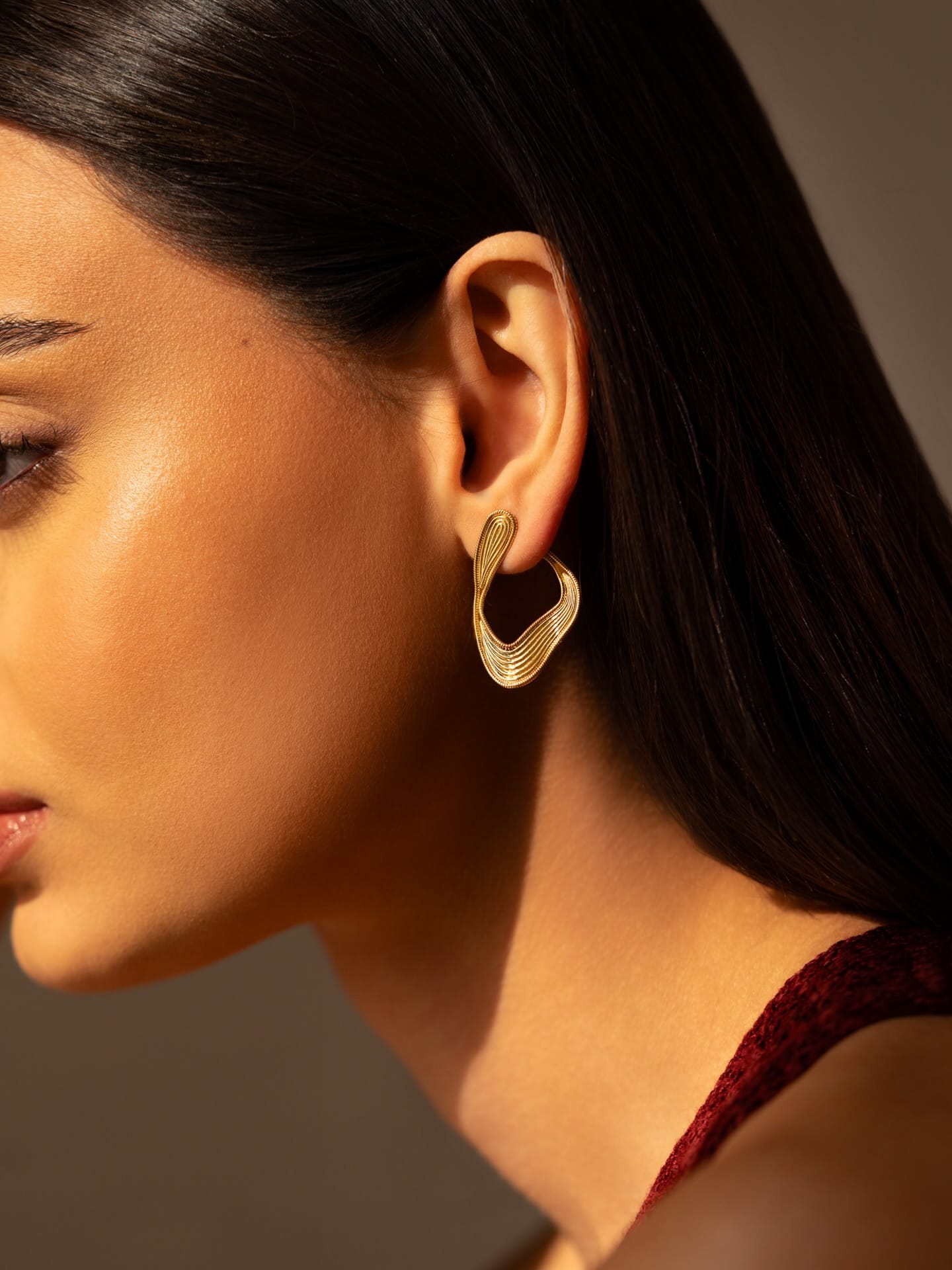 WISHLIST ALERT: Sculptural earrings that make a statement in every season. ✨ #AUBADEJEWELRY